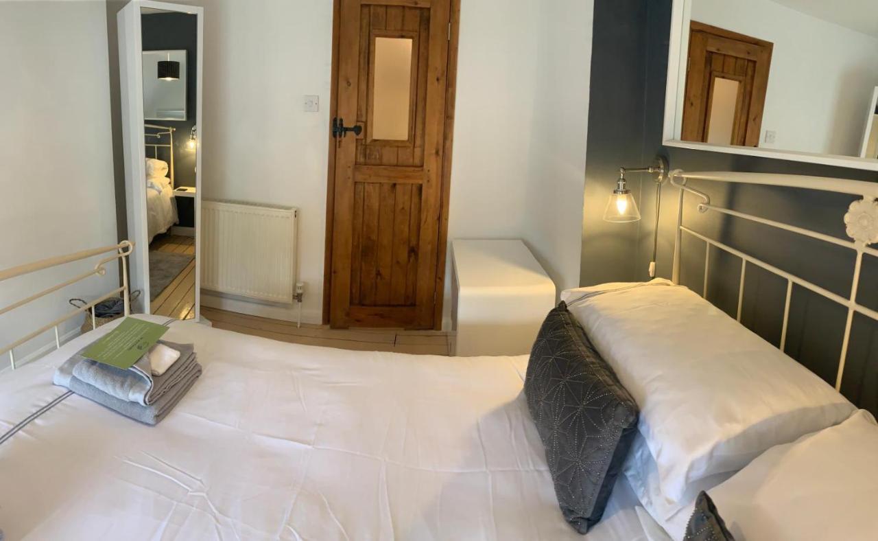 The Tenth House, Grade II Listed Georgian Town House, Wirksworth, Derbyshire, Peak District Cottage, Sleeps 4 Exterior foto
