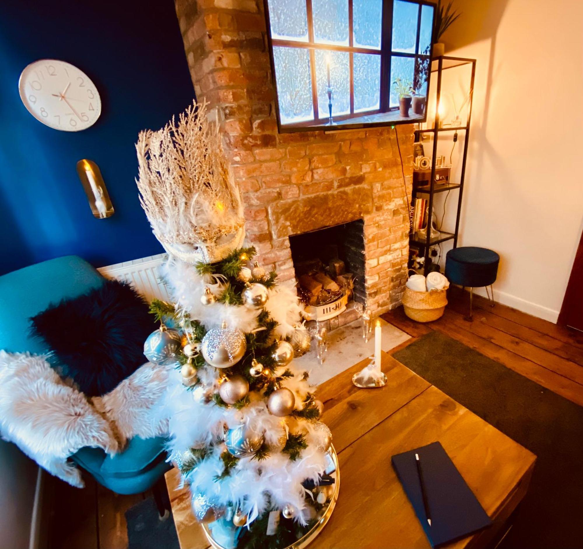 The Tenth House, Grade II Listed Georgian Town House, Wirksworth, Derbyshire, Peak District Cottage, Sleeps 4 Exterior foto